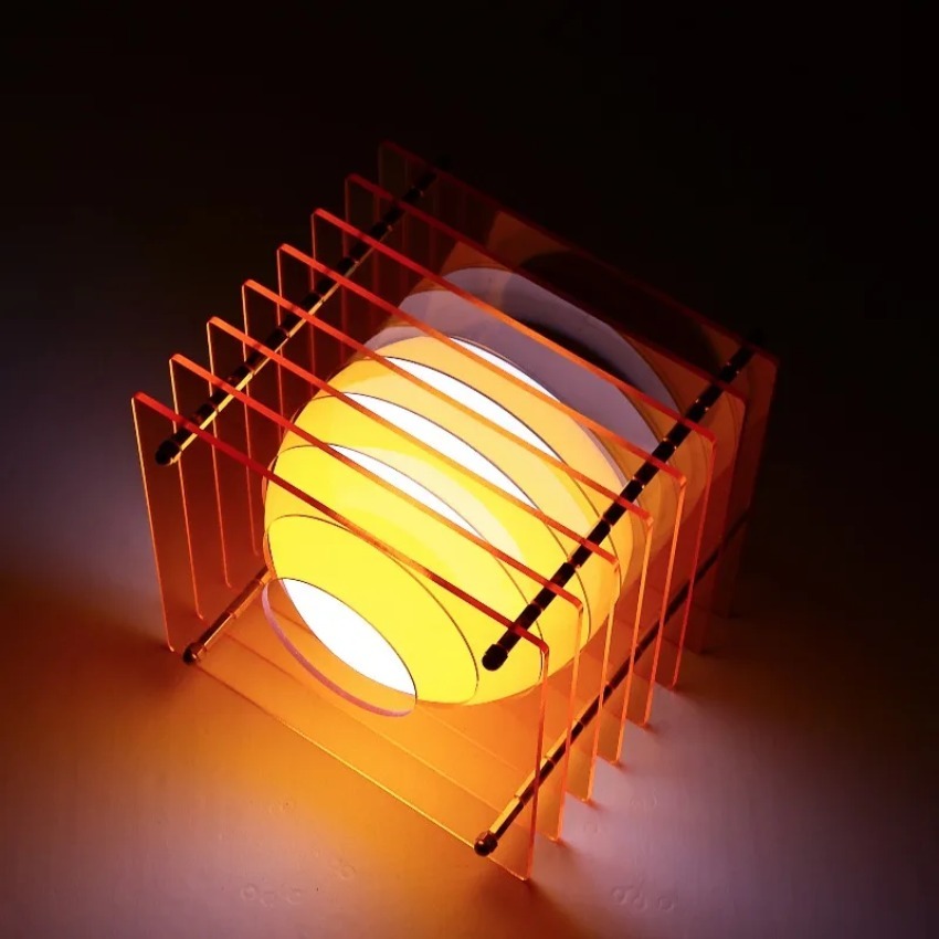 Lampe lunaire en acrylique à m - Desk Setup Room avis et prix